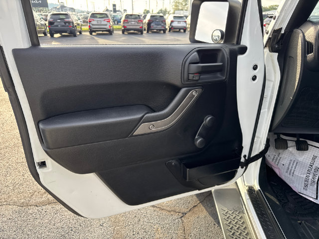 Used 2015 Jeep Wrangler Sport AWD/4WD image 11