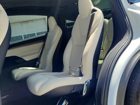 Used 2026 Tesla Model X AWD/4WD image 2