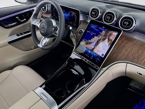 New 2026 Mercedes-Benz GLC 350e 4MATIC image 15