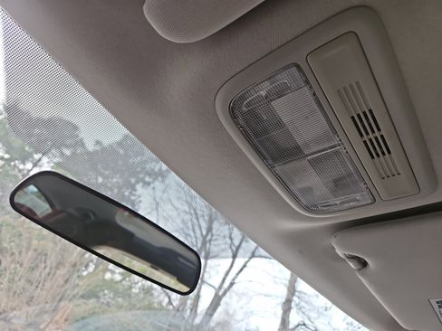 Used 2016 Honda HR-V LX image 30