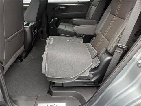 New 2026 Chevrolet Tahoe High Country image 18