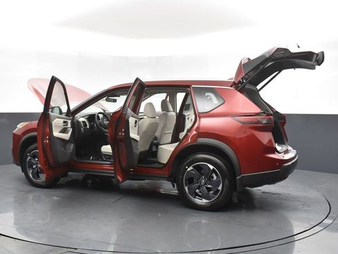 New 2026 Nissan Rogue SV w/ SV Premium Package image 37