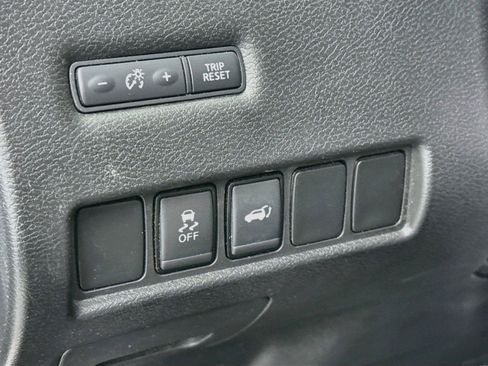 Used 2017 Nissan Murano SL FWD image 14