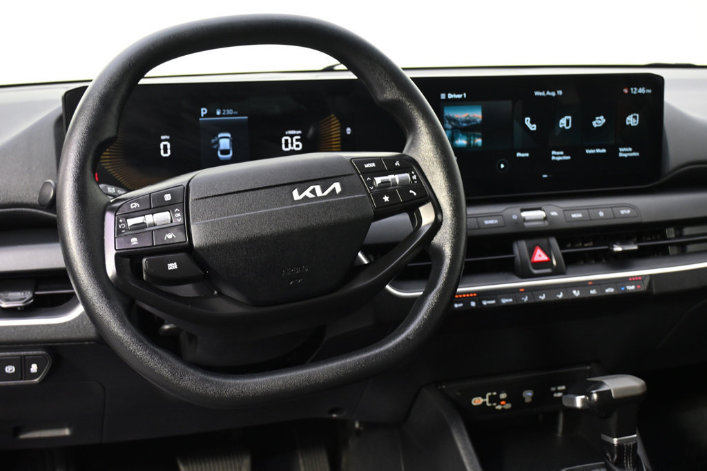 Used 2025 Kia K4 FWD image 12
