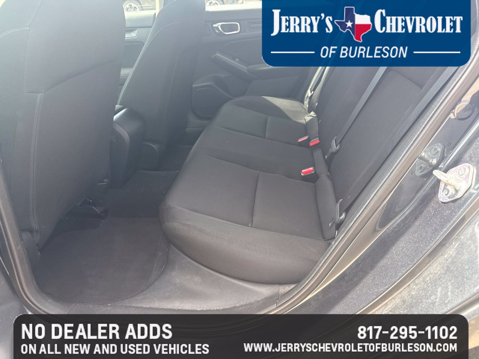 Used 2022 Honda Civic LX image 9