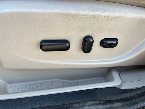 Used 2016 Ford Escape Titanium image 26