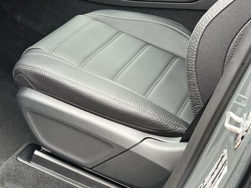 New 2026 Mercedes-Benz GLS 450 4MATIC image 12