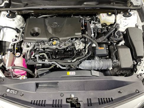 Certified 2022 Toyota Camry XSE image 9