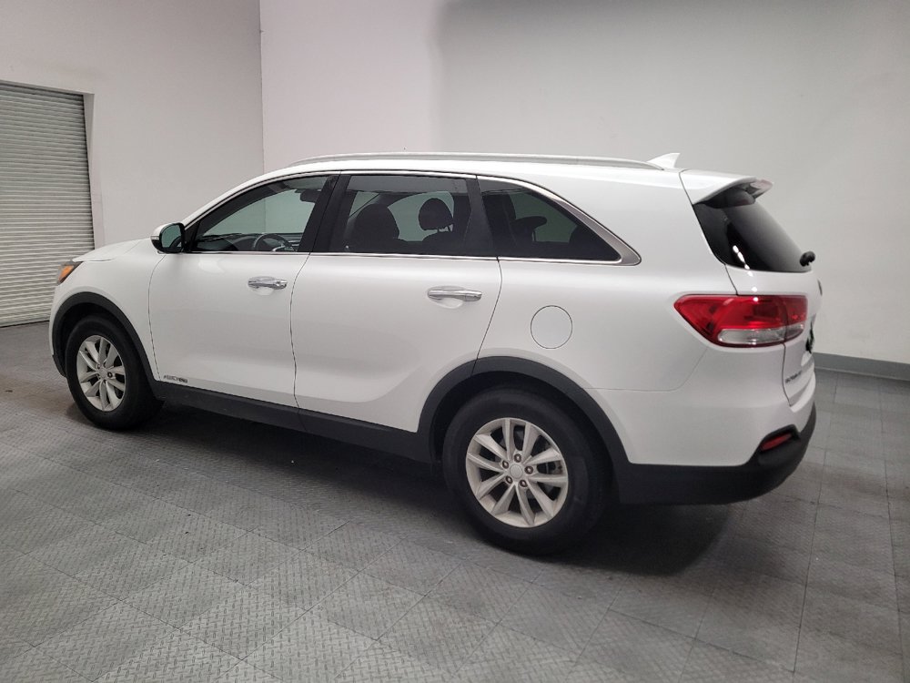 Used 2018 Kia Sorento LX w/ LX V6 Convenience Package AWD/4WD image 3