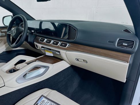 New 2026 Mercedes-Benz GLE 450 4MATIC Coupe image 32