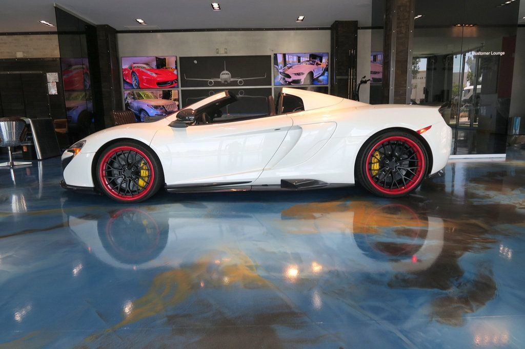 Used 2015 McLaren 650S Spider RWD image 12