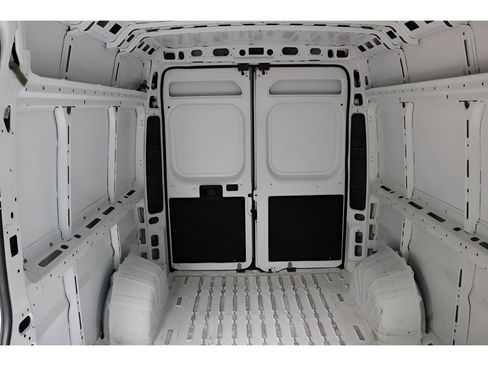 Used 2025 RAM ProMaster 2500 w/ Convenience Group FWD image 21
