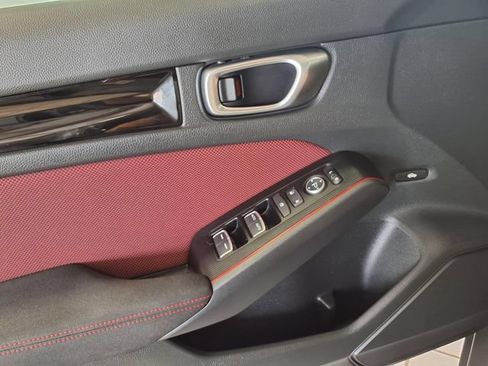 Certified 2026 Honda Civic Si image 17