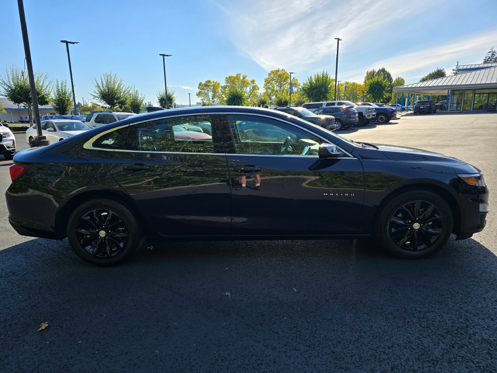 Used 2023 Chevrolet Malibu LT FWD image 25