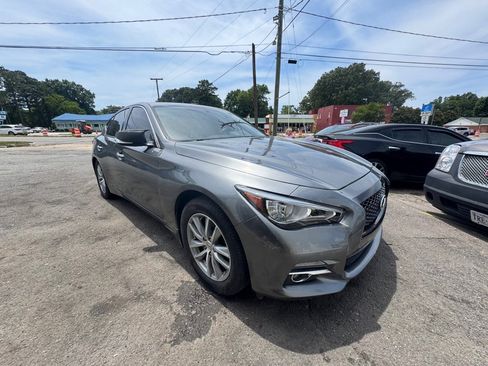 Used 2015 INFINITI Q50 Premium w/ Navigation Package AWD/4WD image 1