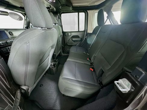 Certified 2022 Jeep Wrangler Unlimited Sport image 35