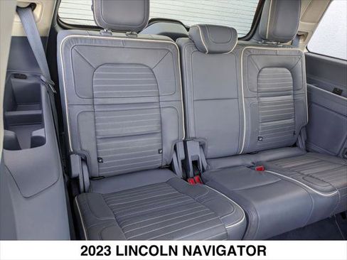 Used 2023 Lincoln Navigator Black Label image 34
