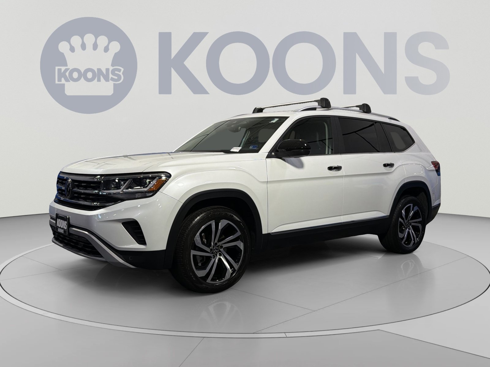 Used 2023 Volkswagen Atlas SEL AWD/4WD image 1