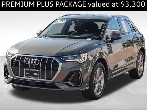 Certified 2023 Audi Q3 2.0T Premium Plus w/ Premium Plus Package AWD/4WD image 3