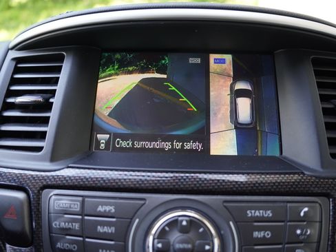 Used 2020 Nissan Pathfinder SL AWD/4WD image 21