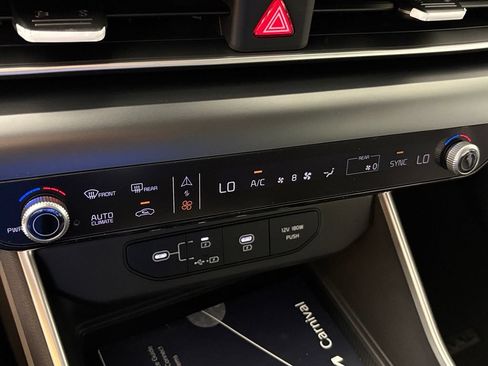 New 2026 Kia Carnival FWD image 26
