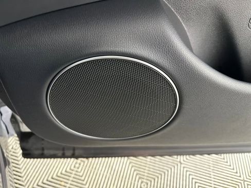 Used 2023 Genesis GV70 2.5T w/ Select Package image 29