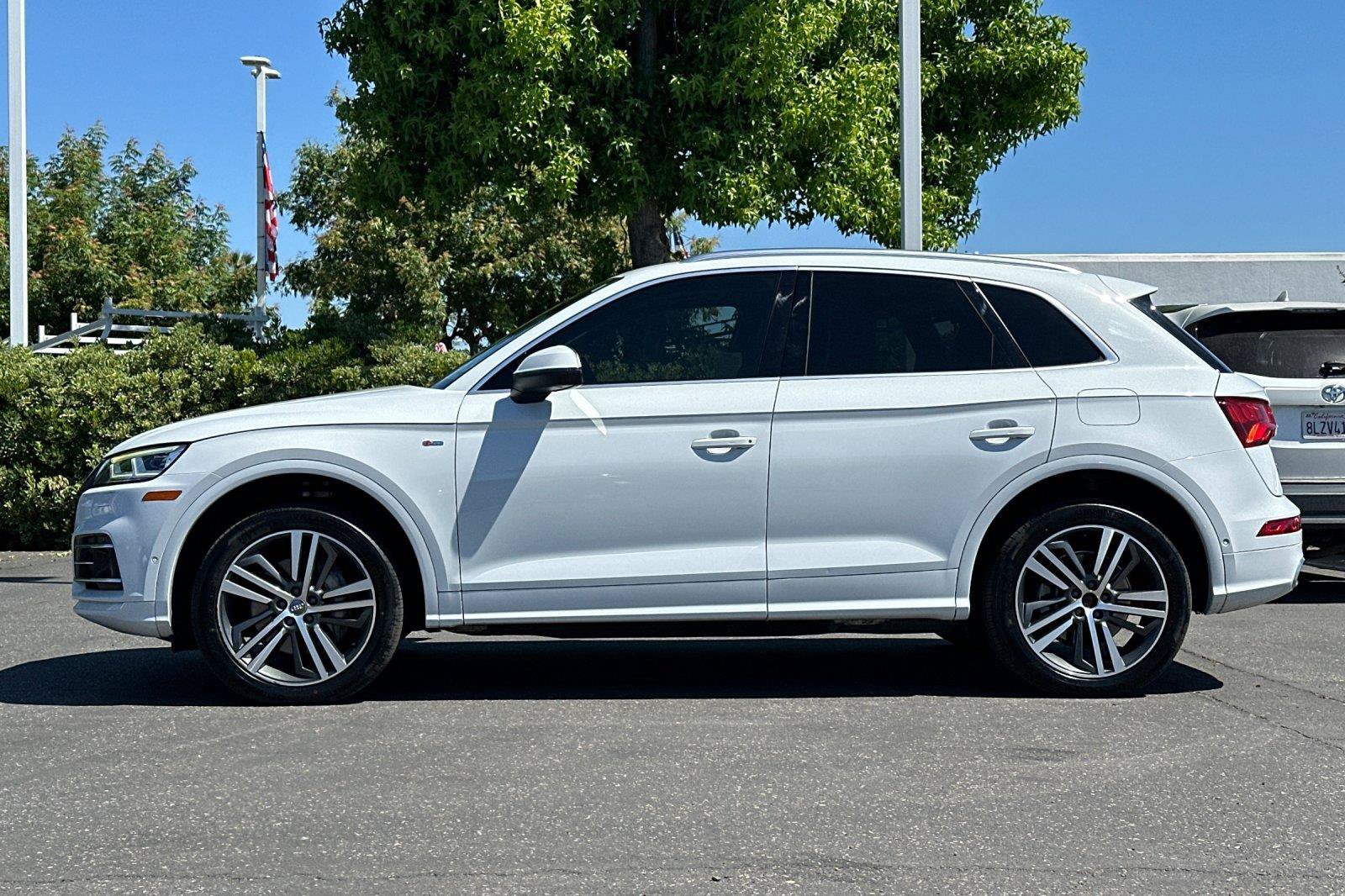 Used 2020 Audi Q5 e Prestige w/ Prestige Package AWD/4WD image 6