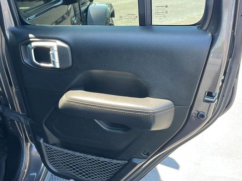 Used 2021 Jeep Wrangler Unlimited Sahara AWD/4WD image 23