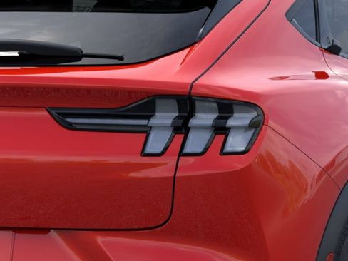New 2026 Ford Mustang Mach-E Select RWD image 21