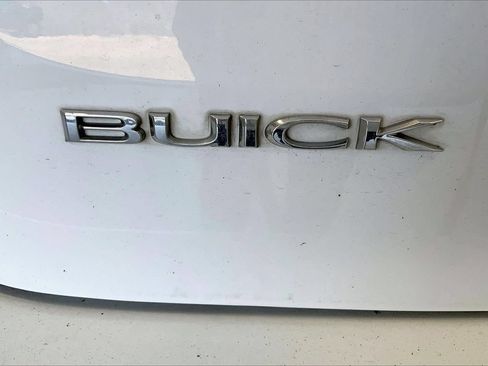 Used 2018 Buick Encore Preferred FWD image 9
