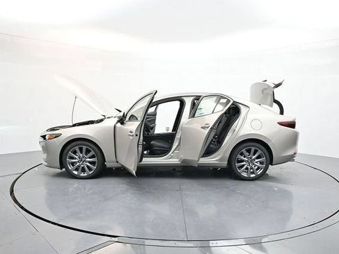New 2026 MAZDA MAZDA3 2.5 S Sedan w/ Preferred Pkg FWD image 28