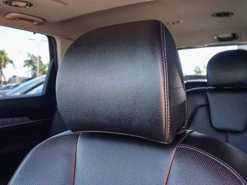 Used 2023 Kia Telluride EX w/ EX Captain's Chair Package image 24