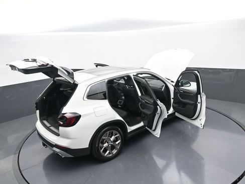 Used 2023 BMW X3 xDrive30i w/ Convenience Package w/ZPA AWD/4WD image 43