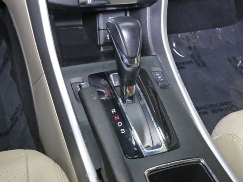 Used 2013 Honda Accord EX-L image 11