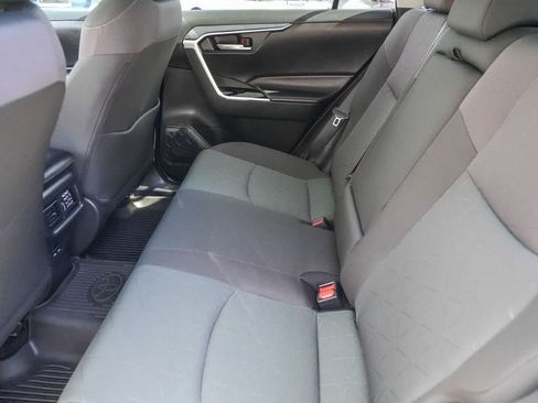Used 2024 Toyota RAV4 XLE AWD/4WD image 18