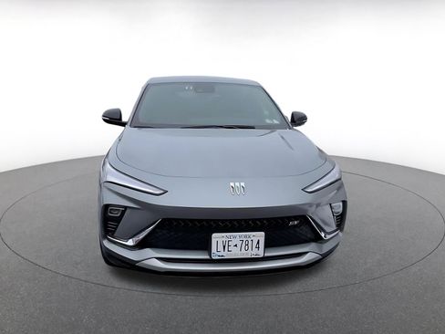 Used 2025 Buick Envista Sport Touring image 4