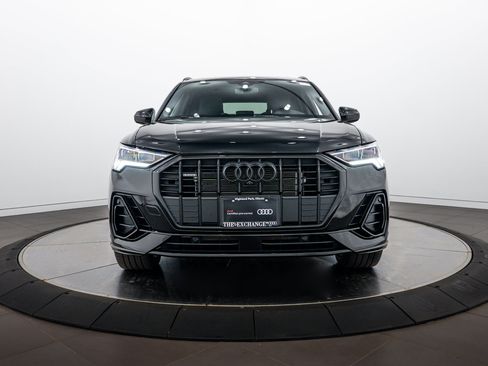 Certified 2023 Audi Q3 2.0T Premium Plus w/ Premium Plus Package AWD/4WD image 23