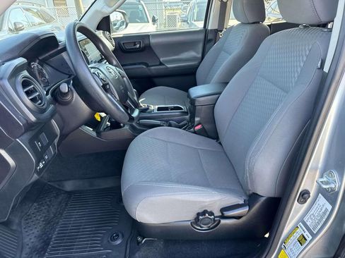 Used 2022 Toyota Tacoma 2WD Double Cab image 25