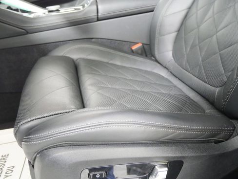 Certified 2025 BMW X6 xDrive40i AWD/4WD image 9
