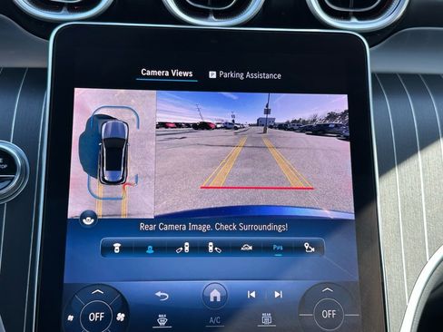 Used 2023 Mercedes-Benz GLC 300 image 5