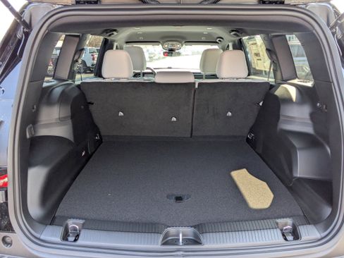 New 2026 Jeep Cherokee Limited image 14