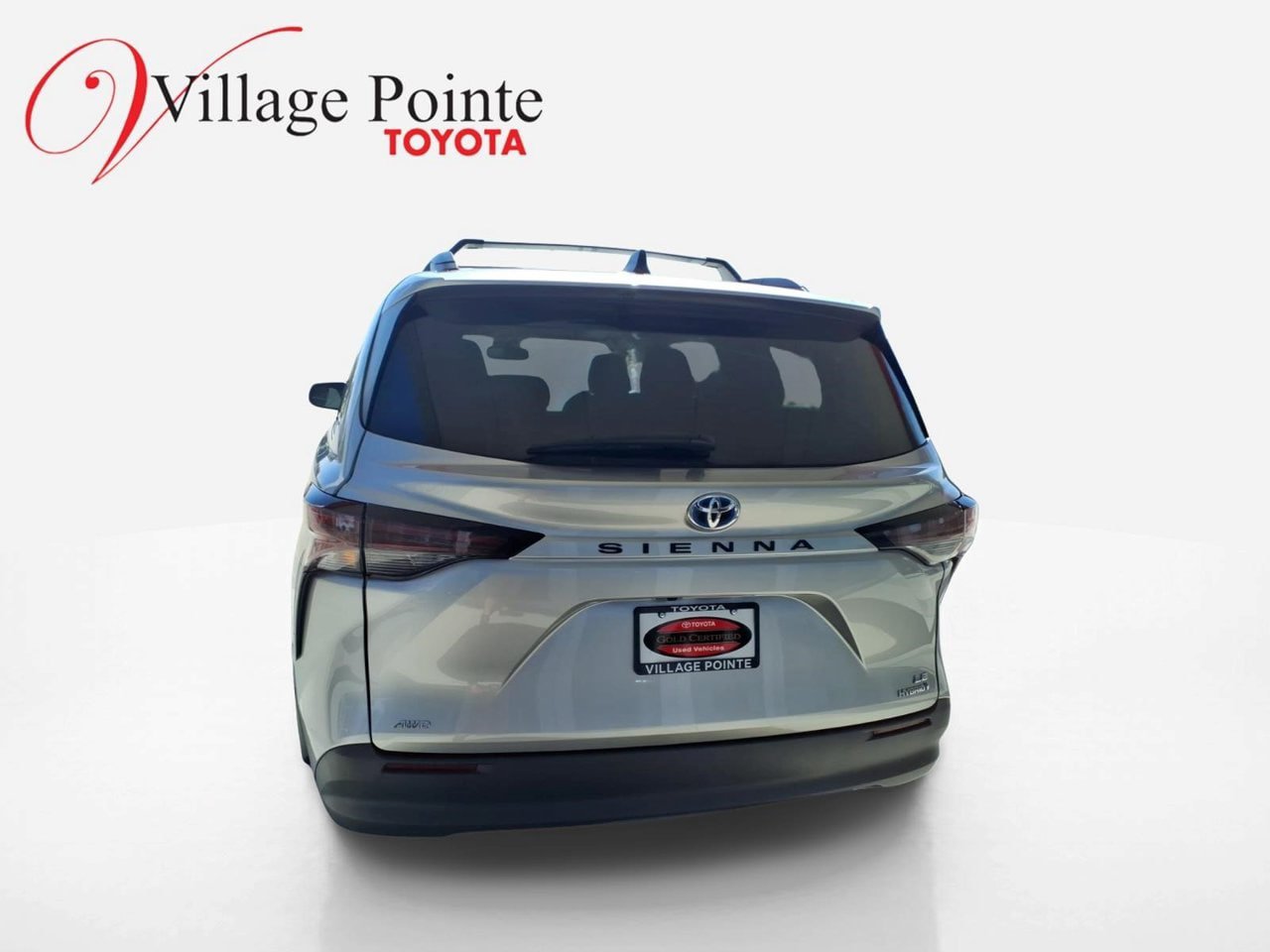Certified 2023 Toyota Sienna LE w/ LE Plus Package AWD/4WD image 3