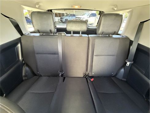 Used 2014 Toyota FJ Cruiser 4WD w/ Convenience Package image 36