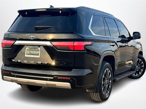 Used 2023 Toyota Sequoia Limited image 6