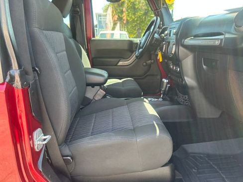 Used 2012 Jeep Wrangler Sport w/ Connectivity Group AWD/4WD image 19