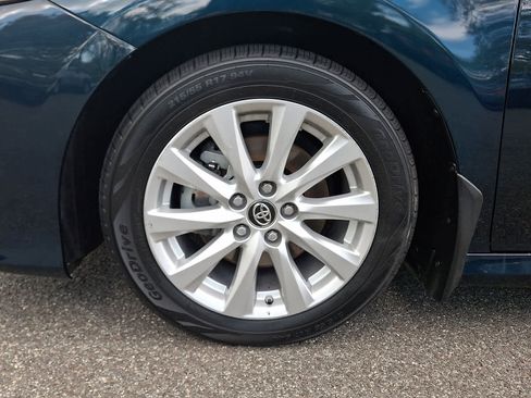 Certified 2019 Toyota Camry LE FWD image 9
