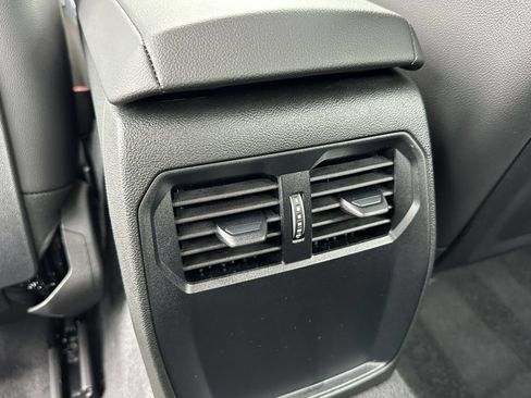 Used 2025 BMW M240i Coupe RWD image 13