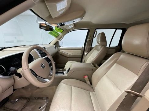 Used 2010 Mercury Mountaineer AWD image 13