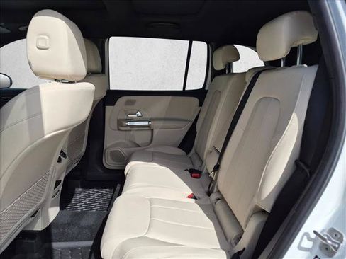 Used 2026 Mercedes-Benz GLB 250 image 16