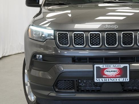 Certified 2023 Jeep Compass Latitude w/ Sun and Sound Group image 6